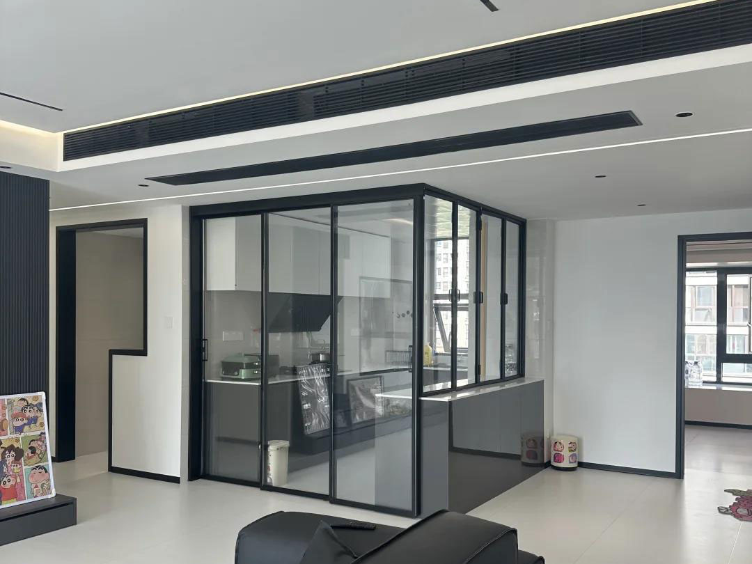 四室大平層廚房推拉門(mén)窗